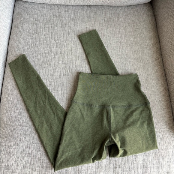 Beyond Yoga Forest Green Leggings - Picture 2 of 5